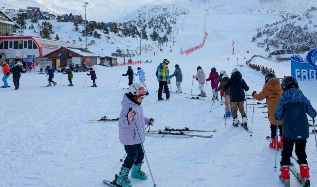 “Kayak Bilmeyen Kalmasın” projesi kapsamında, başta ilkokul 4’üncü sınıf öğrencileri