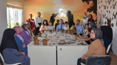 Bitlis’in Tatvan Kaymakamı Yiğit Yaşar Demirer, Tatvan Sosyal Hizmet Merkezi