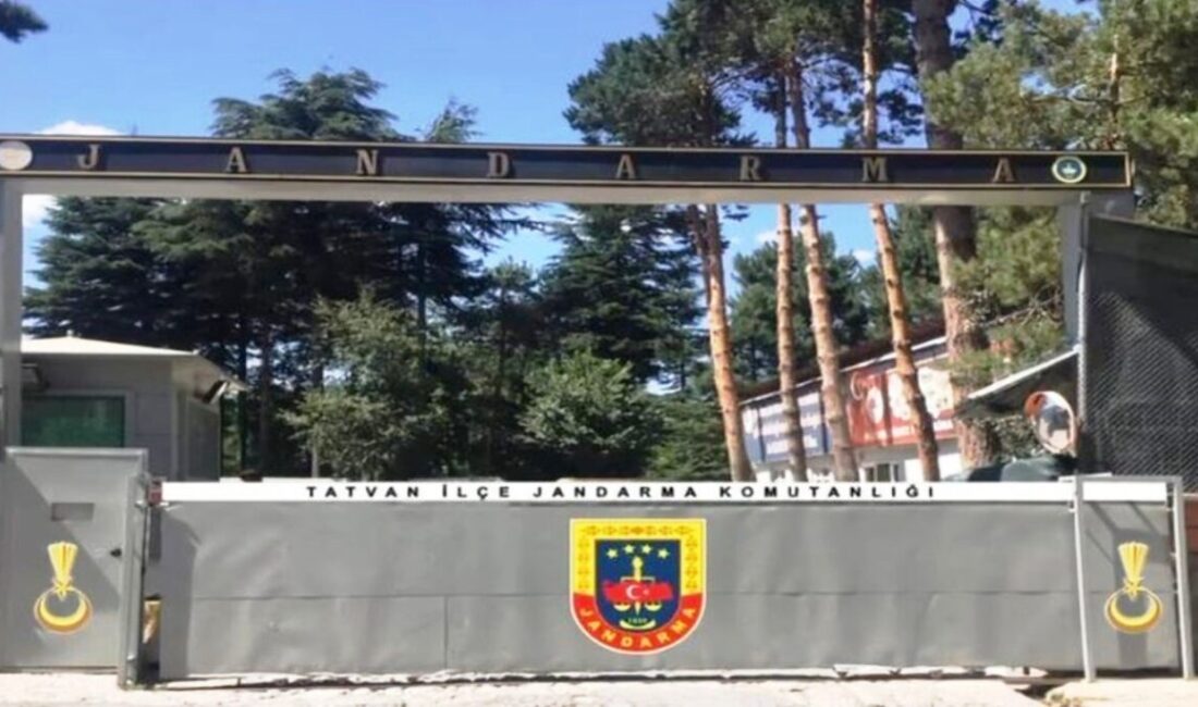 Bitlis’in Tatvan Kaymakamı Yiğit Yaşar Demirer, ilçede kamu düzeninin sağlanması,