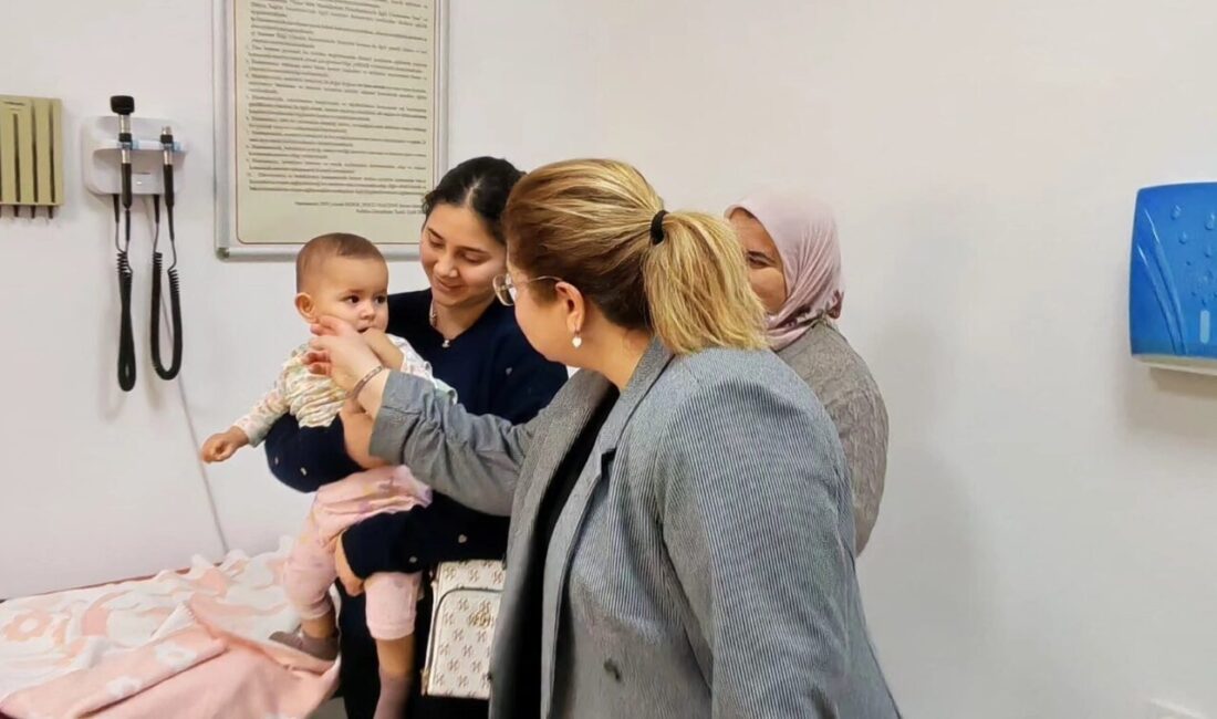 Germencik Kaymakamı Sultan Doğru, Germencik Devlet Hastanesi’nde incelemelerde bulunarak sağlık