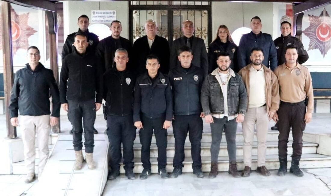 Yatağan Kaymakamı Sayın Turgay İlhan, yeni yıl dolayısıyla İlçe Emniyet