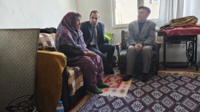 Bilecik’in Yenipazar ilçesinde Kaymakam Mehmet Salih Uçar, Yularıçaylı Köyü’nde vatandaşlarla