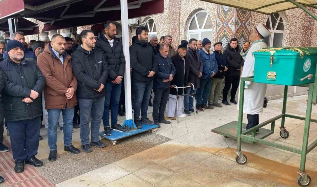Manisa’nın Sarıgöl ilçesinde meydana gelen trafik kazasında hayatını kaybeden baba