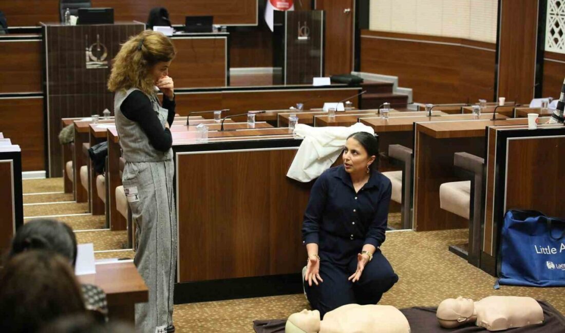 Keçiören Belediyesi, personele yönelik ilk yardım eğitimi düzenledi. Keçiören Belediyesi