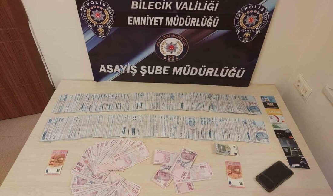 Bilecik’te kendisini jandarma olarak tanıtarak, “Adınız suça karıştı, altınlarınızı kontrol