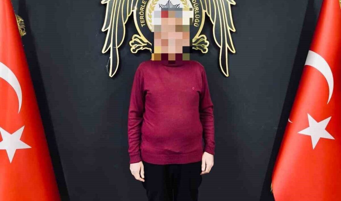 Nevşehir’de polis ekipleri tarafından yapılan çalışmalarda ’FETÖ Silahlı Terör Örgütüne