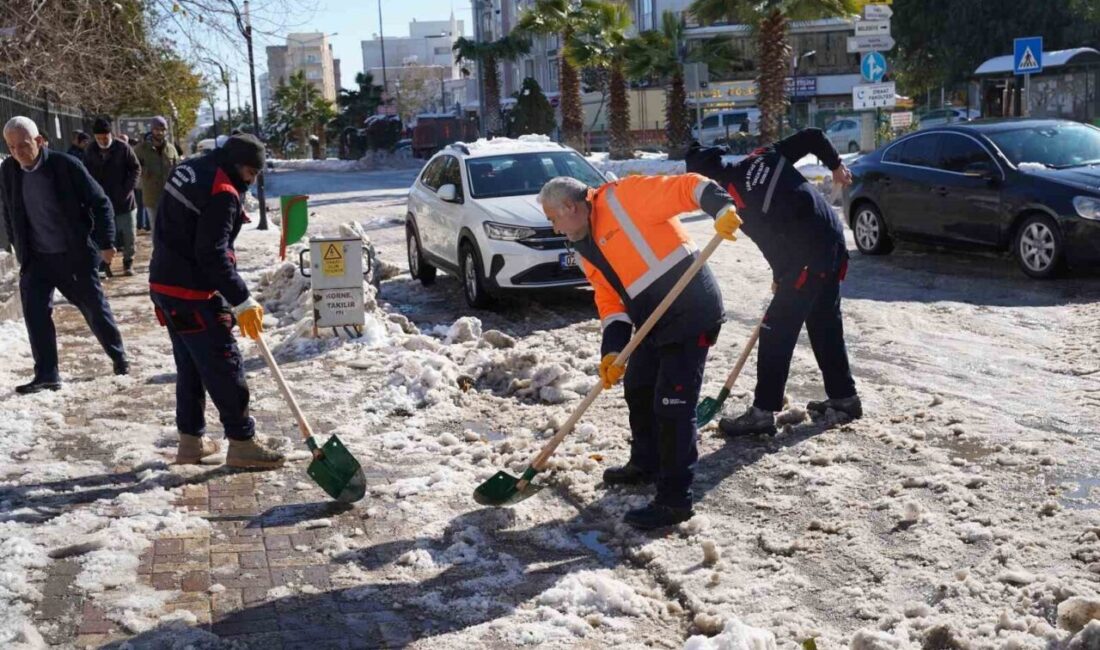 Adıyaman’ın Kahta Belediyesi, ilçe genelinde etkisini artıran kar yağışı ve