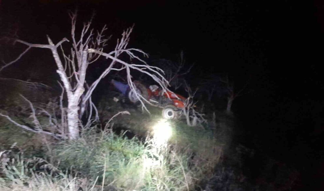 İzmir’in Kiraz ilçesinde devrilen traktörün altında kalan sürücü hayatını kaybetti.