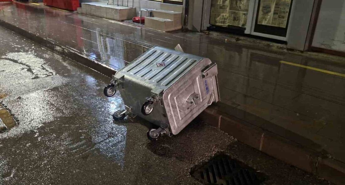 Kırıkkale ve Çorum’da gece saatlerinde etkili olan yağmur ve kuvvetli