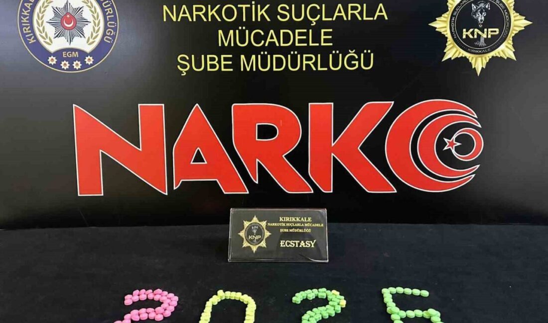 Kırıkkale’de narkotik ekiplerince durdurulan bir araçta 150 adet ecstasy ele
