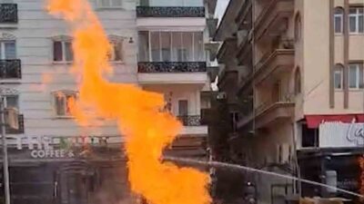 Kırıkkale’de bulvar üzerinde iş makinesi yürütülen kazı çalışması sırasında doğal