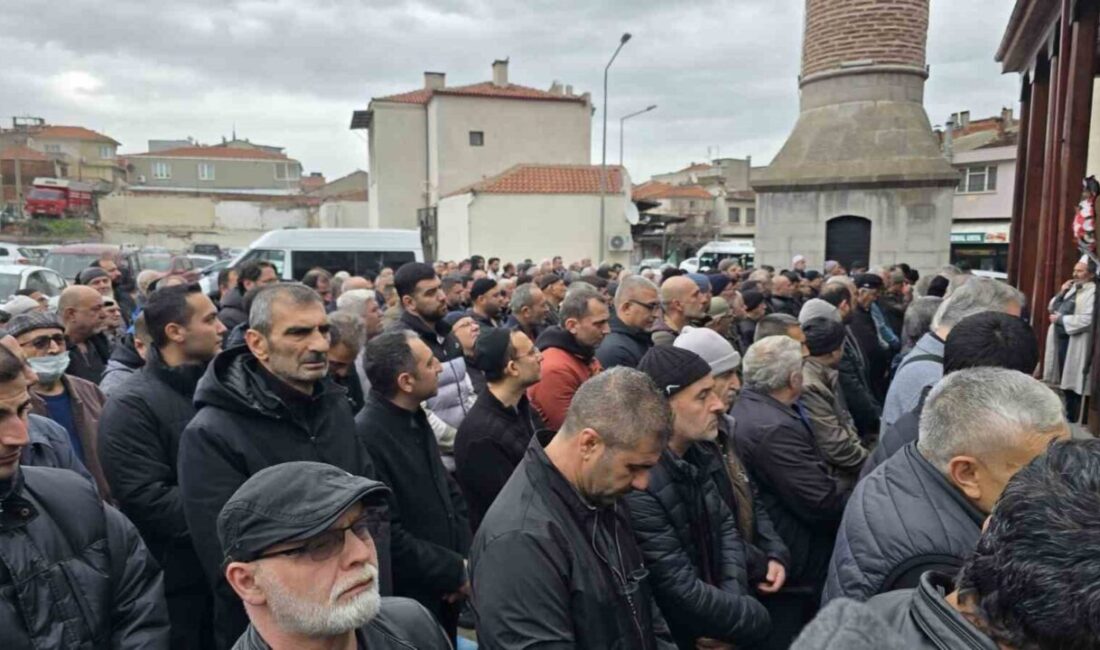Manisa’nın Kırkağaç ilçesinin en yaşlı isimlerinden Kezban Cezayir, 112 yaşında