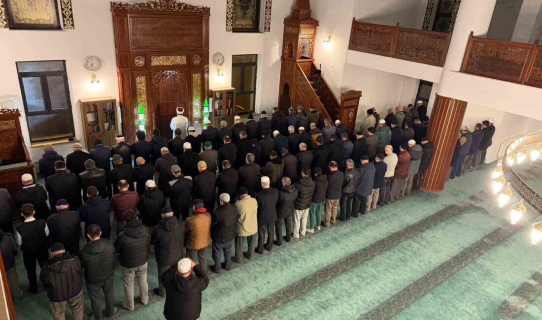 Kırklareli’nde geleneksel hale gelen pazar sabah namazı buluşması, İl Müftülüğü