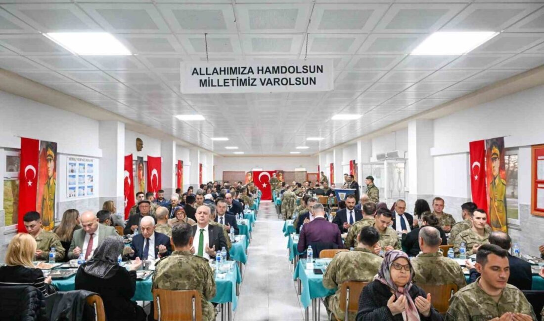 55. Mekanize Piyade Tugay Komutanlığı ev sahipliğinde düzenlenen programda, şehit