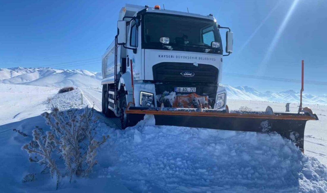 Kayseri Büyükşehir Belediyesi, hafta boyunca etkisini artıran kar yağışı ve
