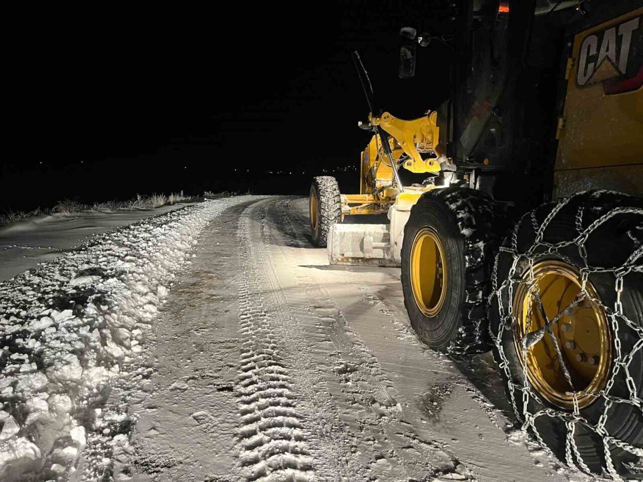 Kırşehir’de gece saatlerinden itibaren başlayan ve etkili olan kar yağışı