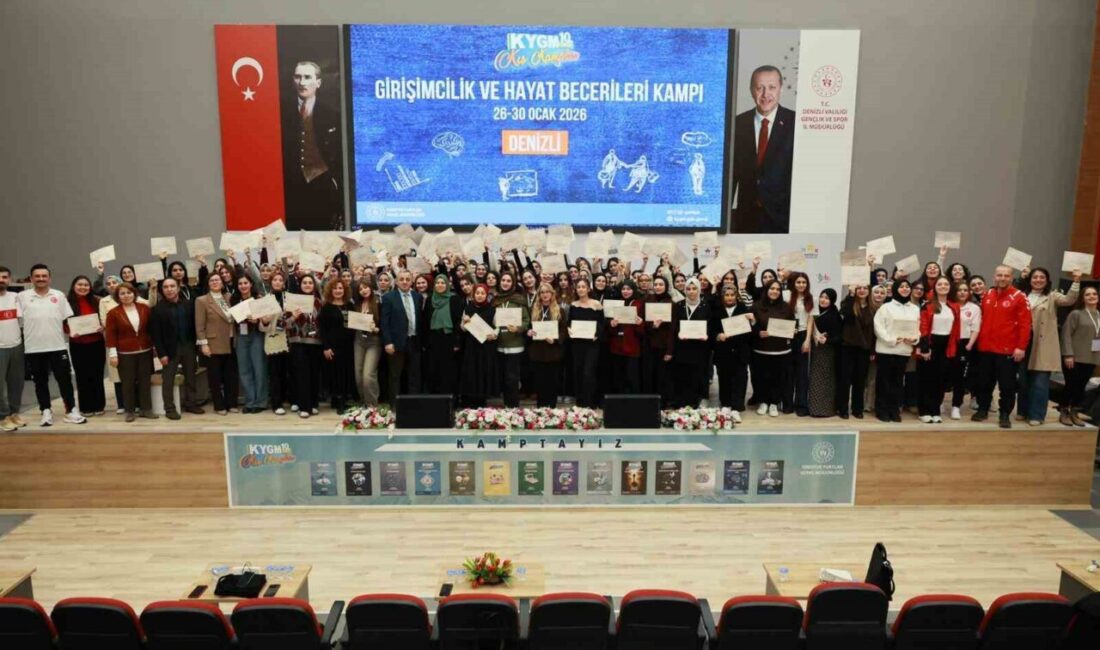 Gençlik ve Spor Bakanlığı yurtlarında kalan üniversite öğrencilerinin katıldığı Denizli’nin