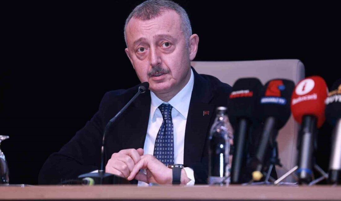 Kocaeli Büyükşehir Belediye Başkanı Tahir Büyükakın, meclis toplantısında gündeme gelen