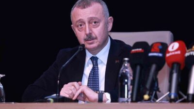 Kocaeli Büyükşehir Belediye Başkanı Tahir Büyükakın, meclis toplantısında gündeme gelen