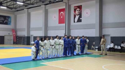 Aydın’ın Koçarlı ilçesinde Ümitler Kız-Erkek Türkiye Şampiyonası Judo İl Seçmeleri