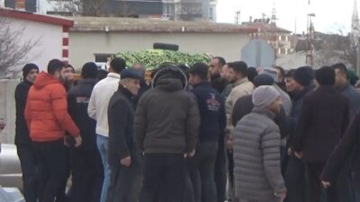 Konya’nın Karapınar ilçesinde bir kafede çıkan silahlı kavgada ağır yaralanan