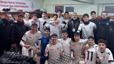 Kocaeli U-18 Ligi C Grubu’nda şampiyonluk mücadelesi veren Körfez Gençlerbirliği,