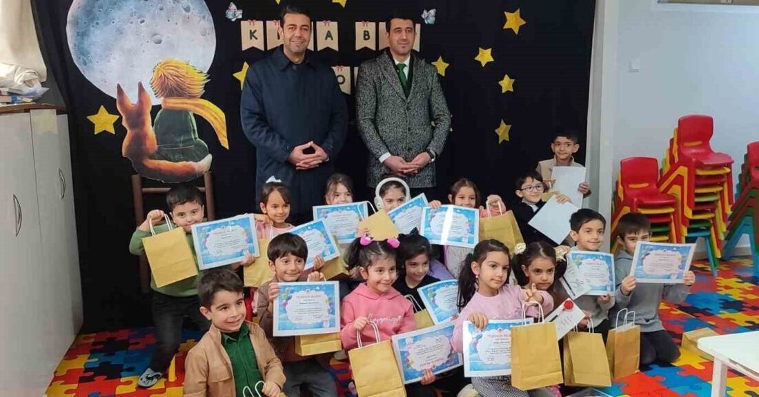 Kovancılar İlçe Müftüsü İrfan Çavaş, Kur’an kurslarını ziyaret ederek öğrencilerle