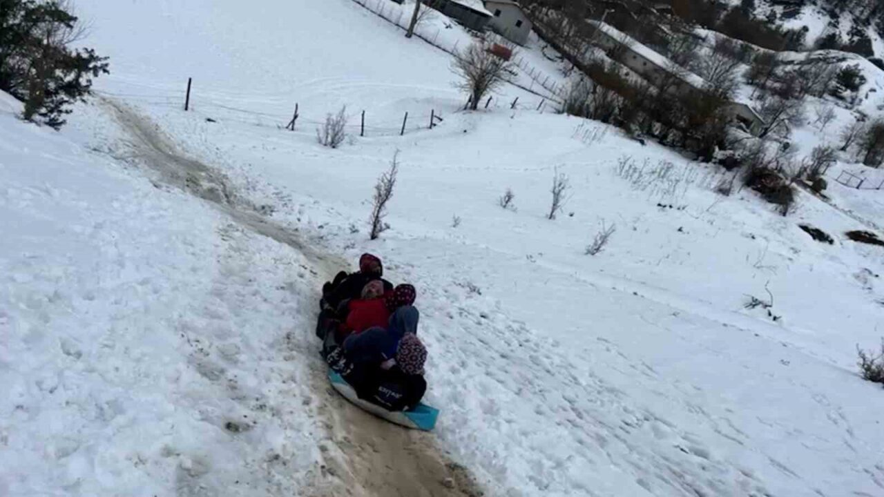 Bolu’nun Mudurnu ilçesinde geçtiğimiz hafta etkili olan kar yağışıyla birlikte