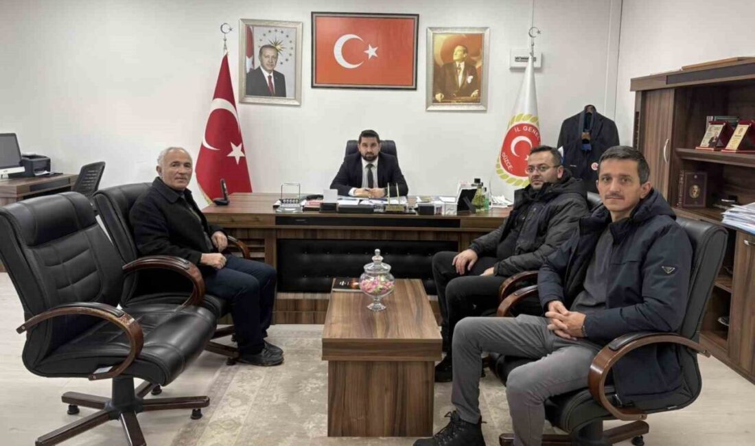 DÜZCE (İHA) – Yaka Köyü Muhtarı Nurettin Karaahmet ve köy