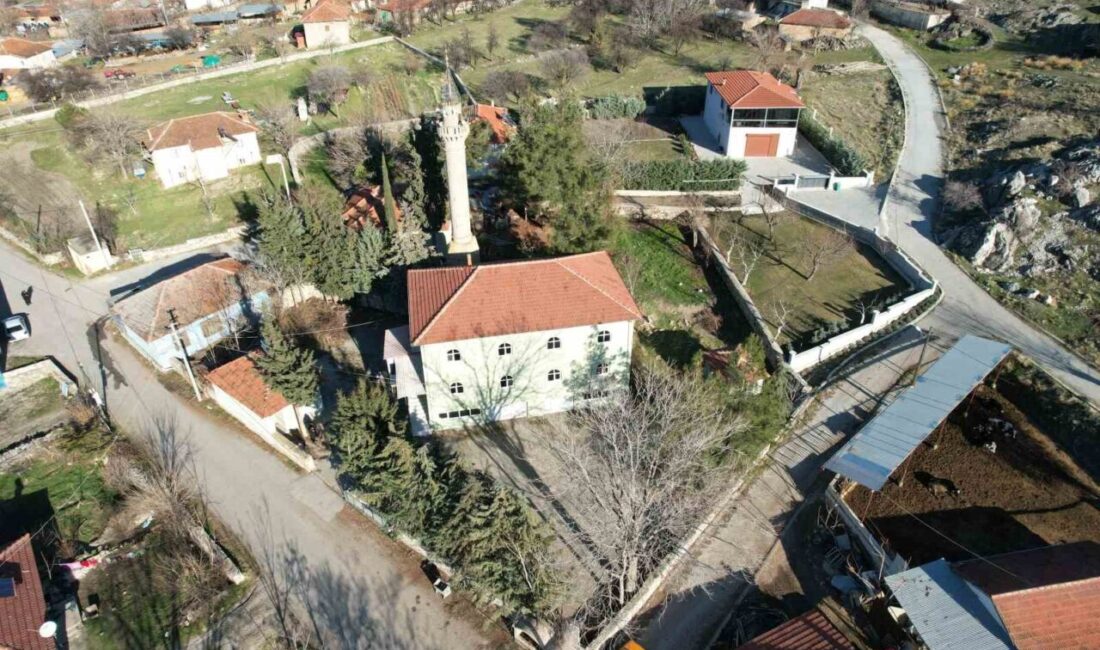 Denizli’de 25 yıl önce mahallelinin cami yapılması için bağışladığı arazinin