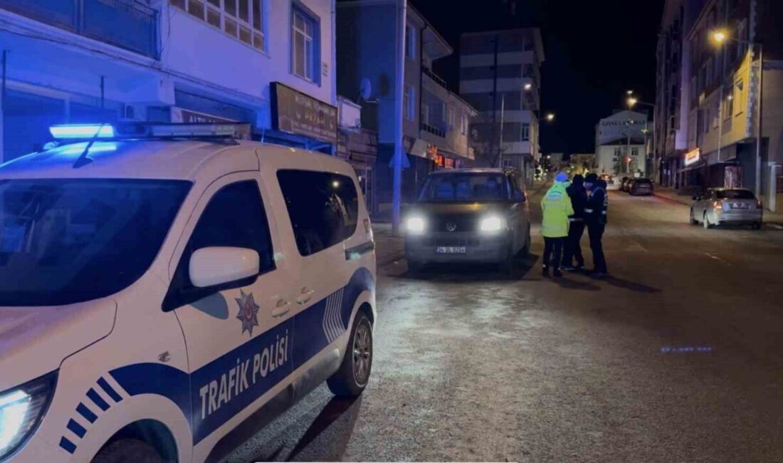 Konya’nın Kulu ilçesinde İlçe Emniyet Müdürlüğü ekiplerince yılbaşı tedbirleri kapsamında