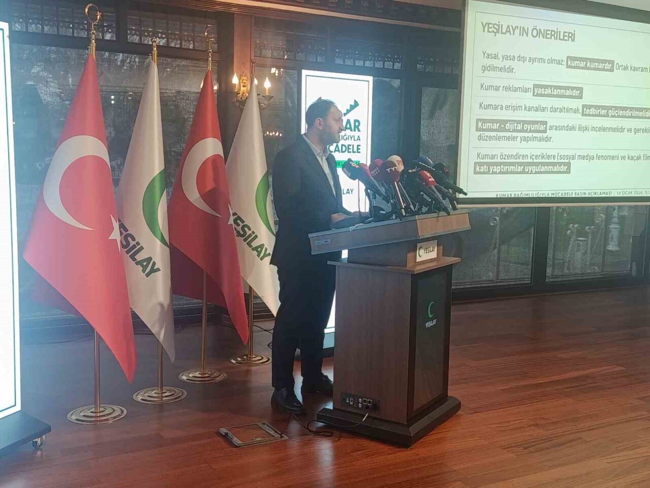 Yeşilay Genel Başkanı Doç. Dr. Mehmet Dinç, kumar bağımlılığındaki tehlikeye