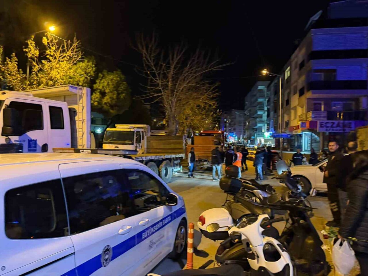 Kuşadası Belediyesi’nin Aydın Büyükşehir Belediyesi’ne ait alanda çalışma yaptığı iddiasıyla