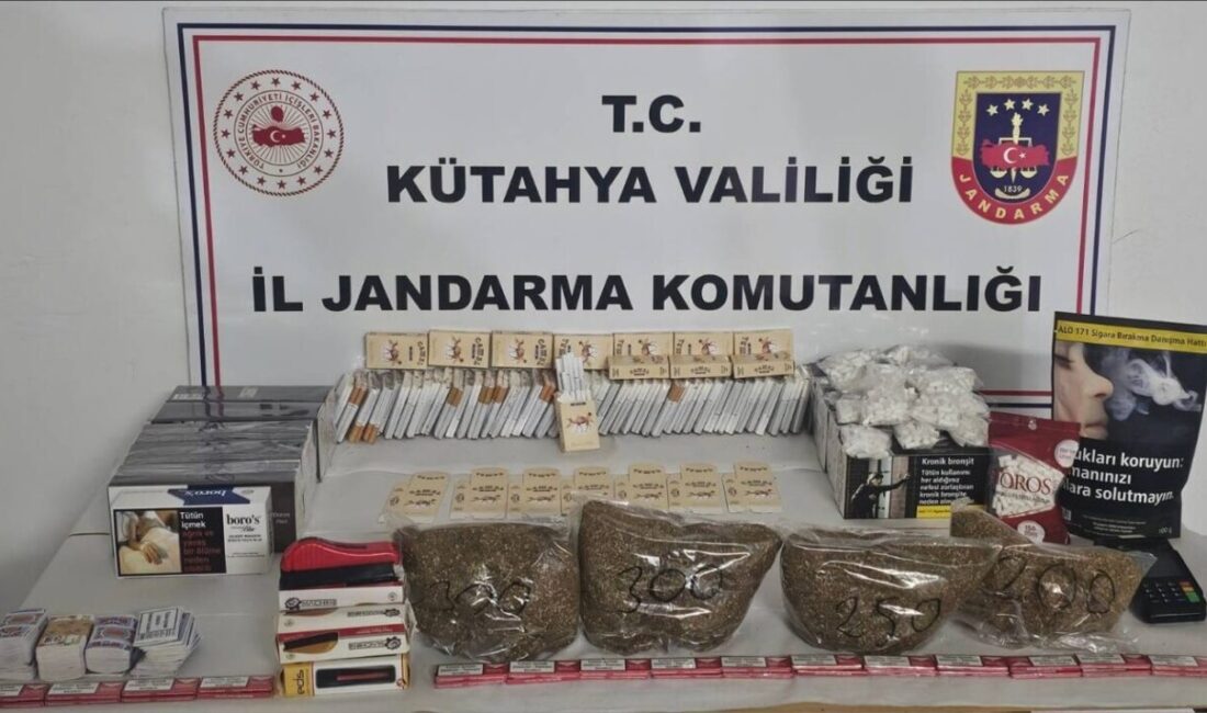 Kütahya İl Jandarma Komutanlığı ekiplerince Şaphane ilçesinde şüphe üzerine durdurulan