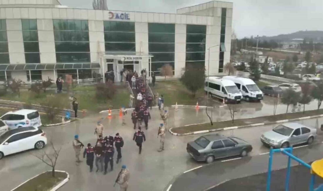 Kütahya’nın Simav ilçesinde uyuşturucu madde imal ve ticareti yapan şahıslara