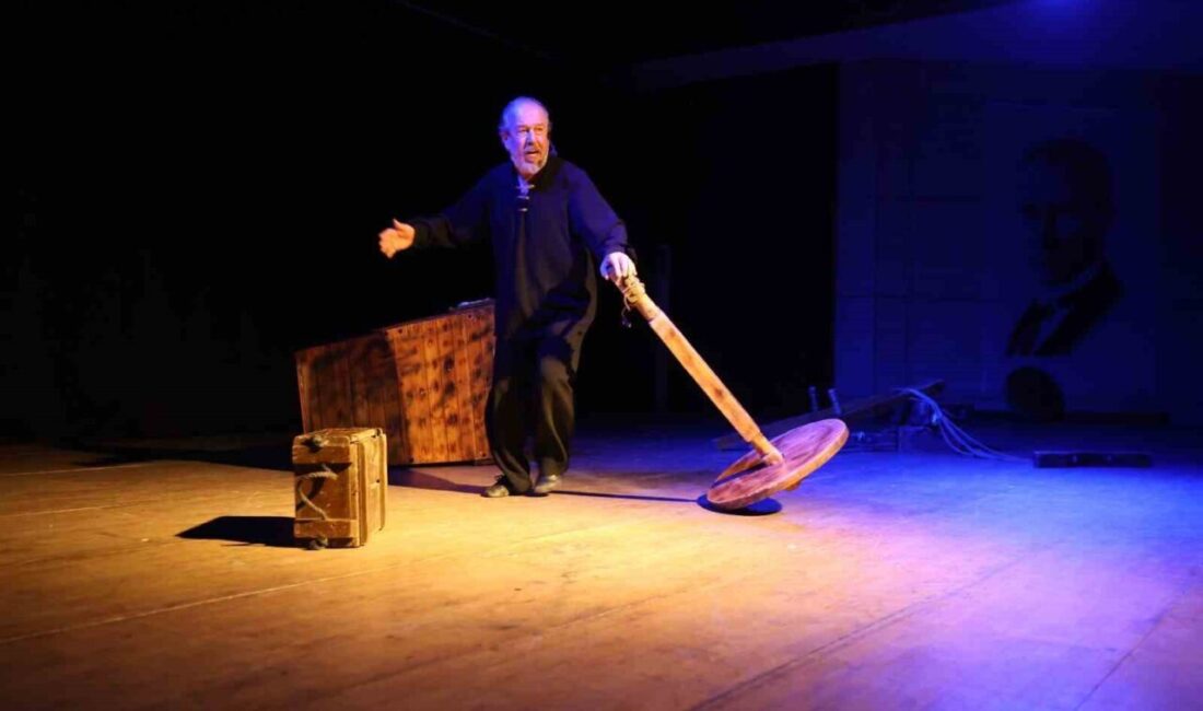 Kurtuluş mücadelesinin destansı ruhu, Kuvayi Milliye adlı tiyatro oyunu ile