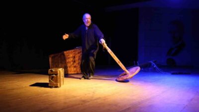 Kurtuluş mücadelesinin destansı ruhu, Kuvayi Milliye adlı tiyatro oyunu ile