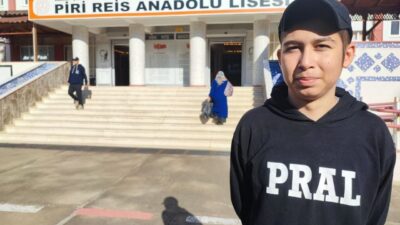 Adana’da lenf kanseriyle mücadele eden 17 yaşındaki lise öğrencisi, hastalığı