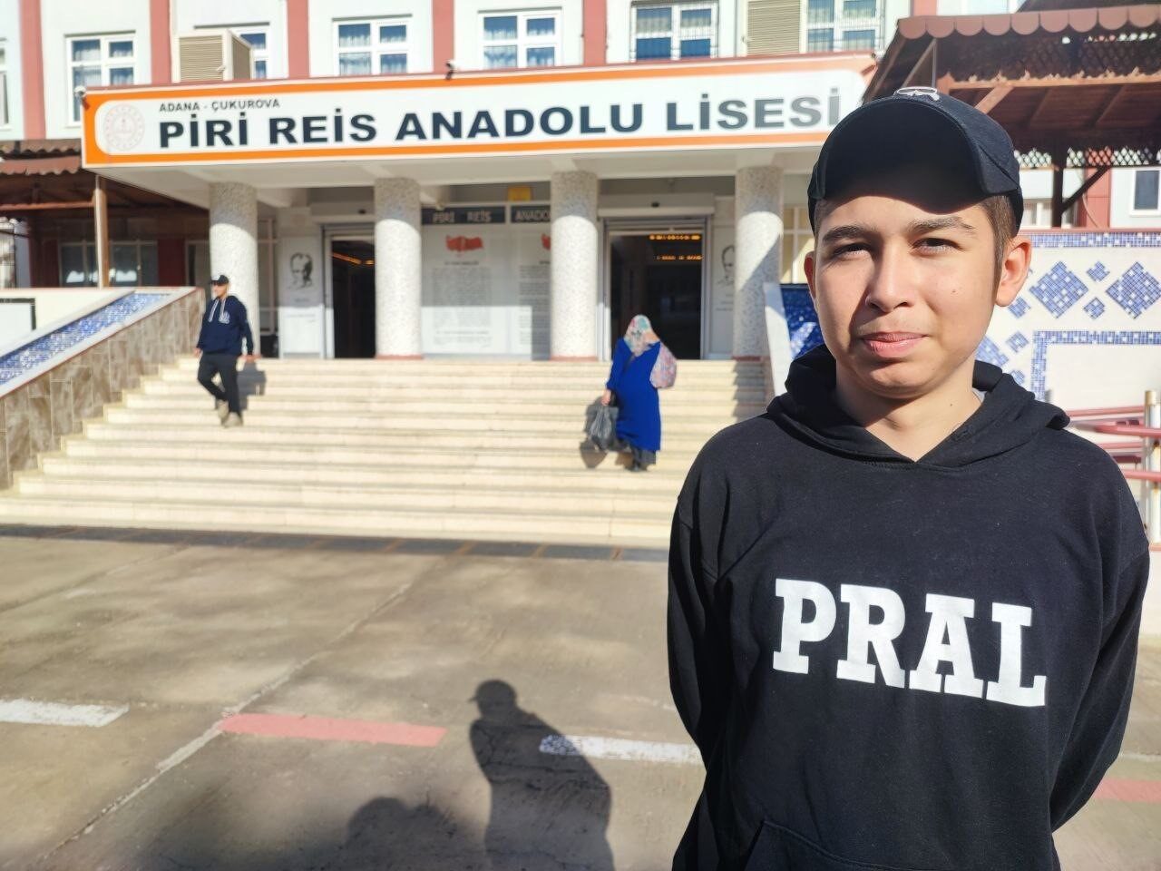 Adana’da lenf kanseriyle mücadele eden 17 yaşındaki lise öğrencisi, hastalığı