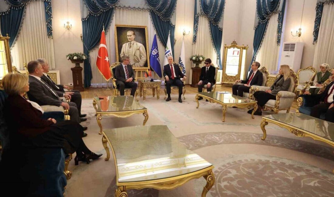 Bursa Büyükşehir Belediye Başkanı Mustafa Bozbey, Litvanya Ankara Büyükelçisi Marius