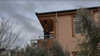 Bursa’nın İznik ilçesinde iki katlı bir evin çatı katında çıkan
