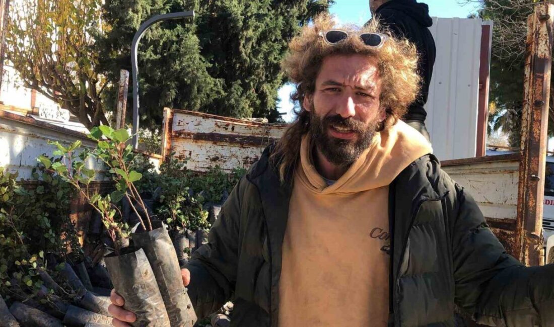 Muğla’nın Datça ilçesindeki İskele Mahallesi Muhtarı Meriç Bora, Datça’nın doğasına