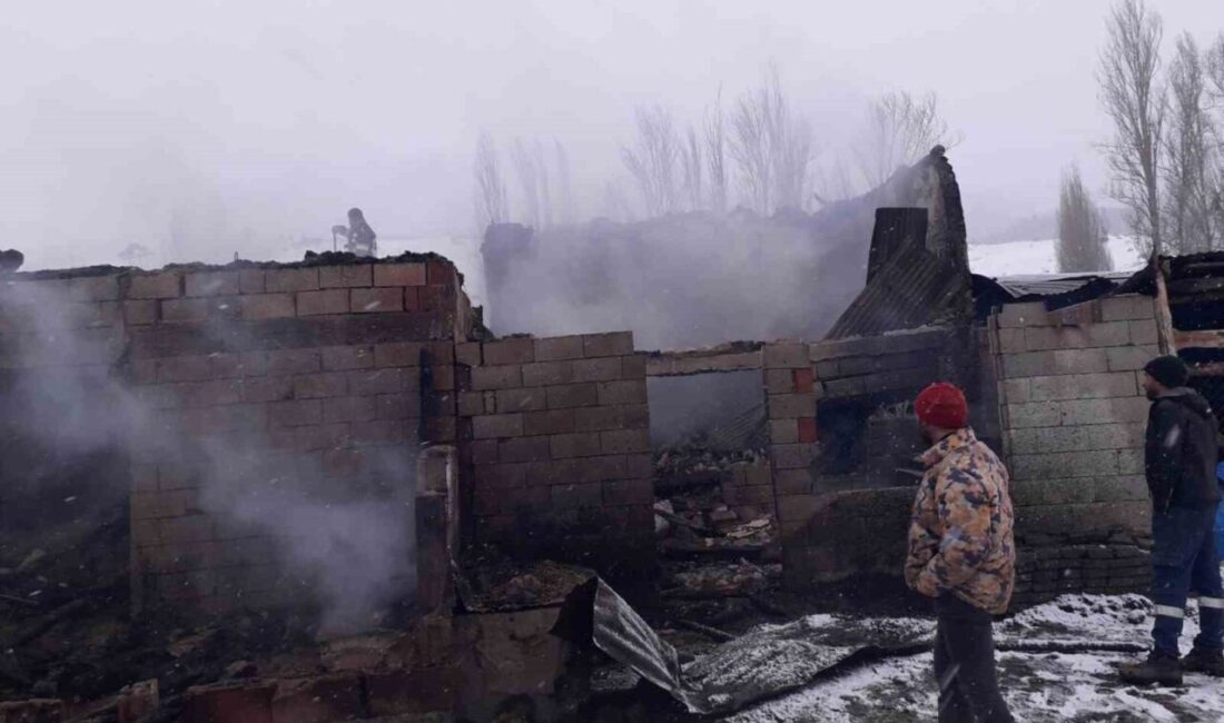 Erzurum’un Uzundere ilçesine bağlı Yayla Mahallesi’nde sabah saatlerinde çıkan yangın