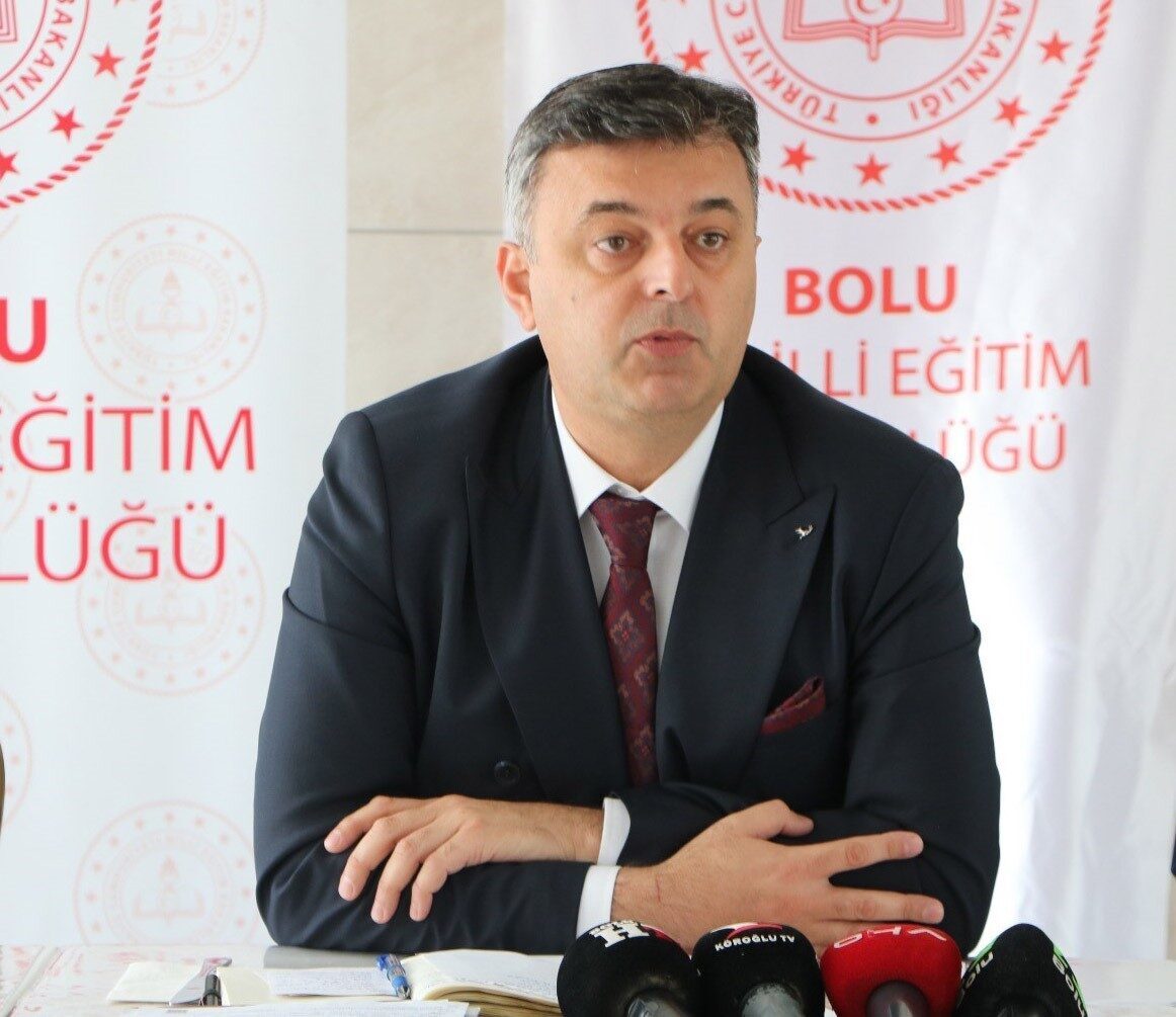 Geçtiğimiz ay bir öğretmenle bilinmeyen bir nedenle girdiği tartışma sonucu