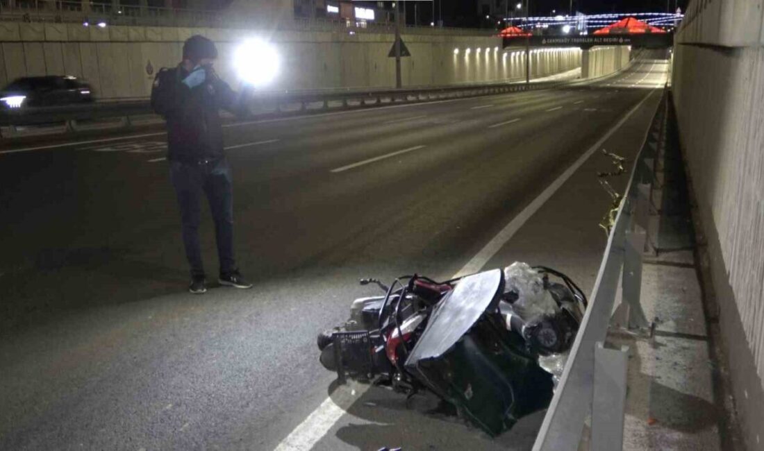 Çekmeköy’de makas atarak ve aşırı hızla ilerleyen bir aracın çarptığı