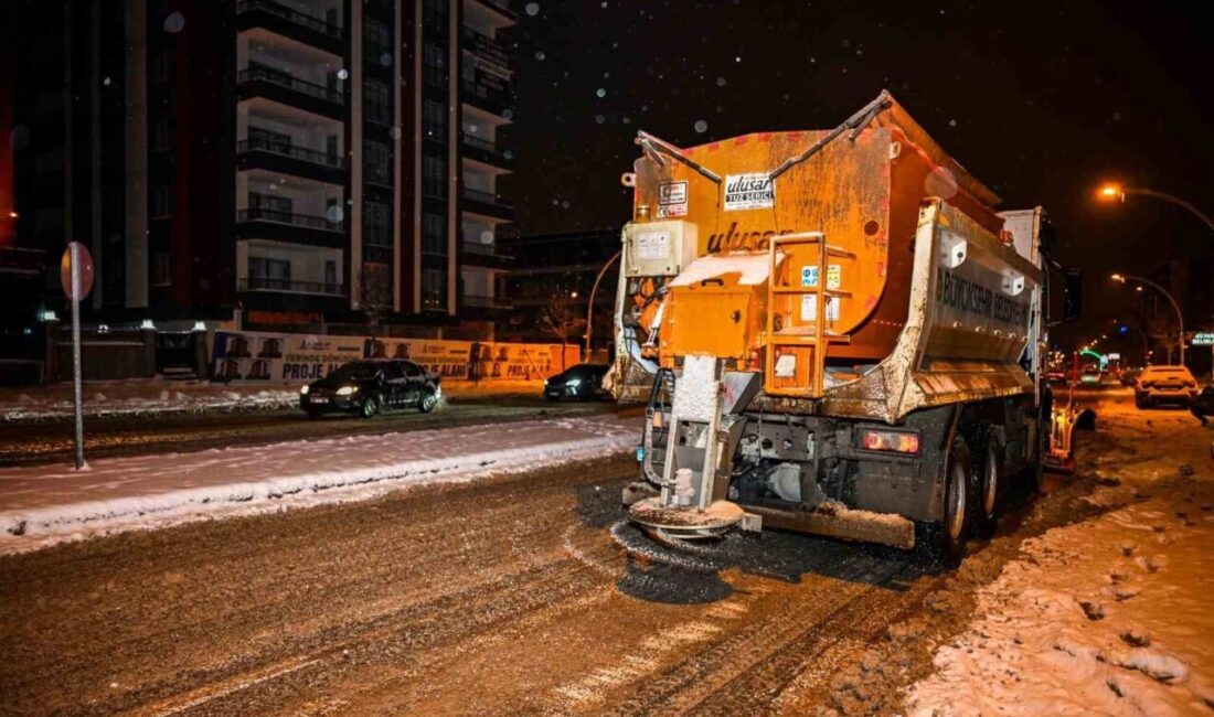Malatya genelinde etkili olan yoğun kar yağışı ve tipi nedeniyle