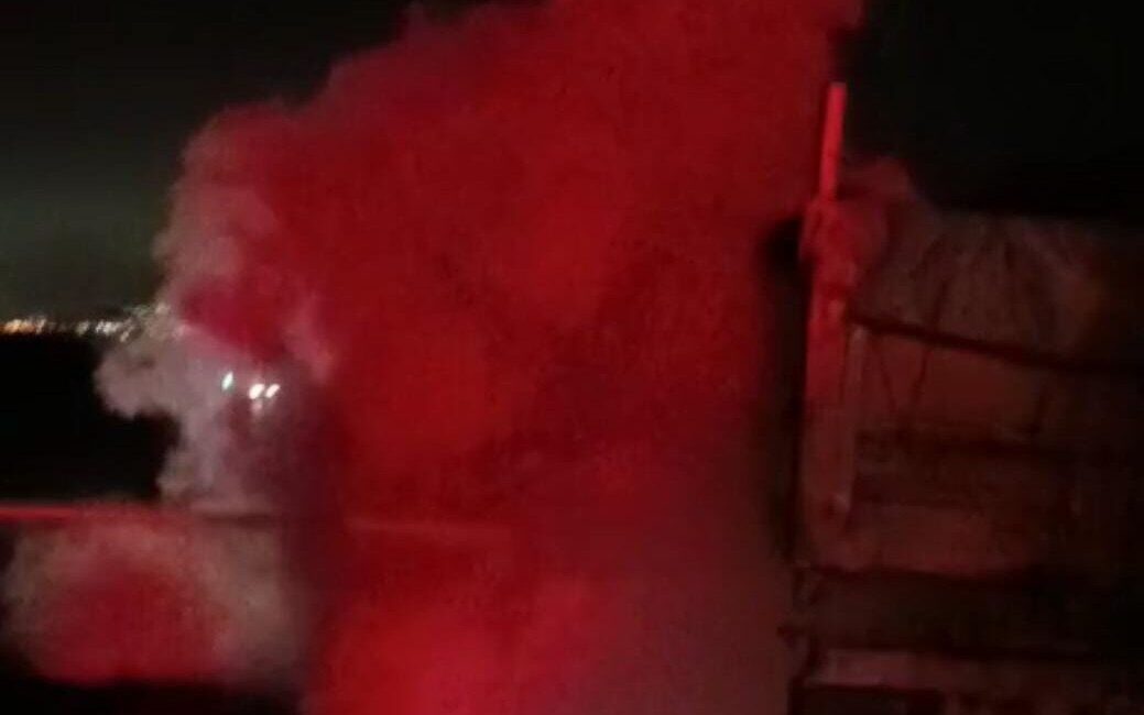 Malatya’nın Akçadağ ilçesinde amonyum nitrat yüklü tırda çıkan yangın paniğe