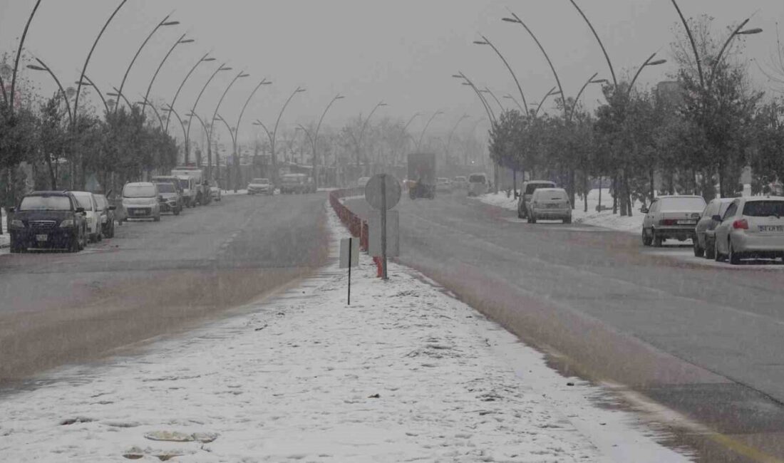 Malatya Valiliği, kentte etkili olan yoğun kar yağışı, buzlanma ve