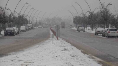 Malatya Valiliği, kentte etkili olan yoğun kar yağışı, buzlanma ve