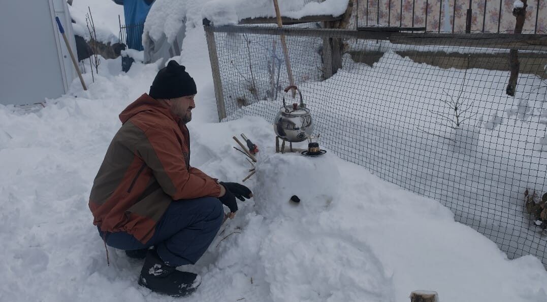 Malatya’da etkili olan kar yağışı bazı bölgelerde olumsuzluklara neden olurken